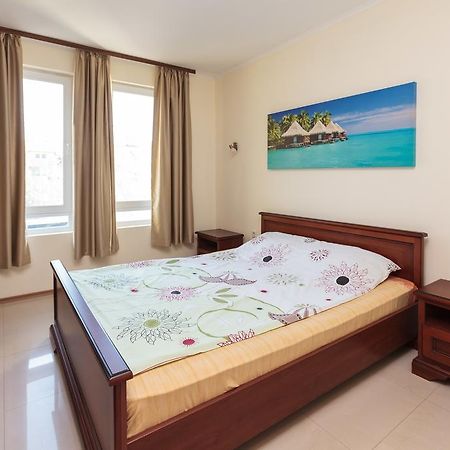 Apartment Patriarh Evtimiy Burgas Esterno foto